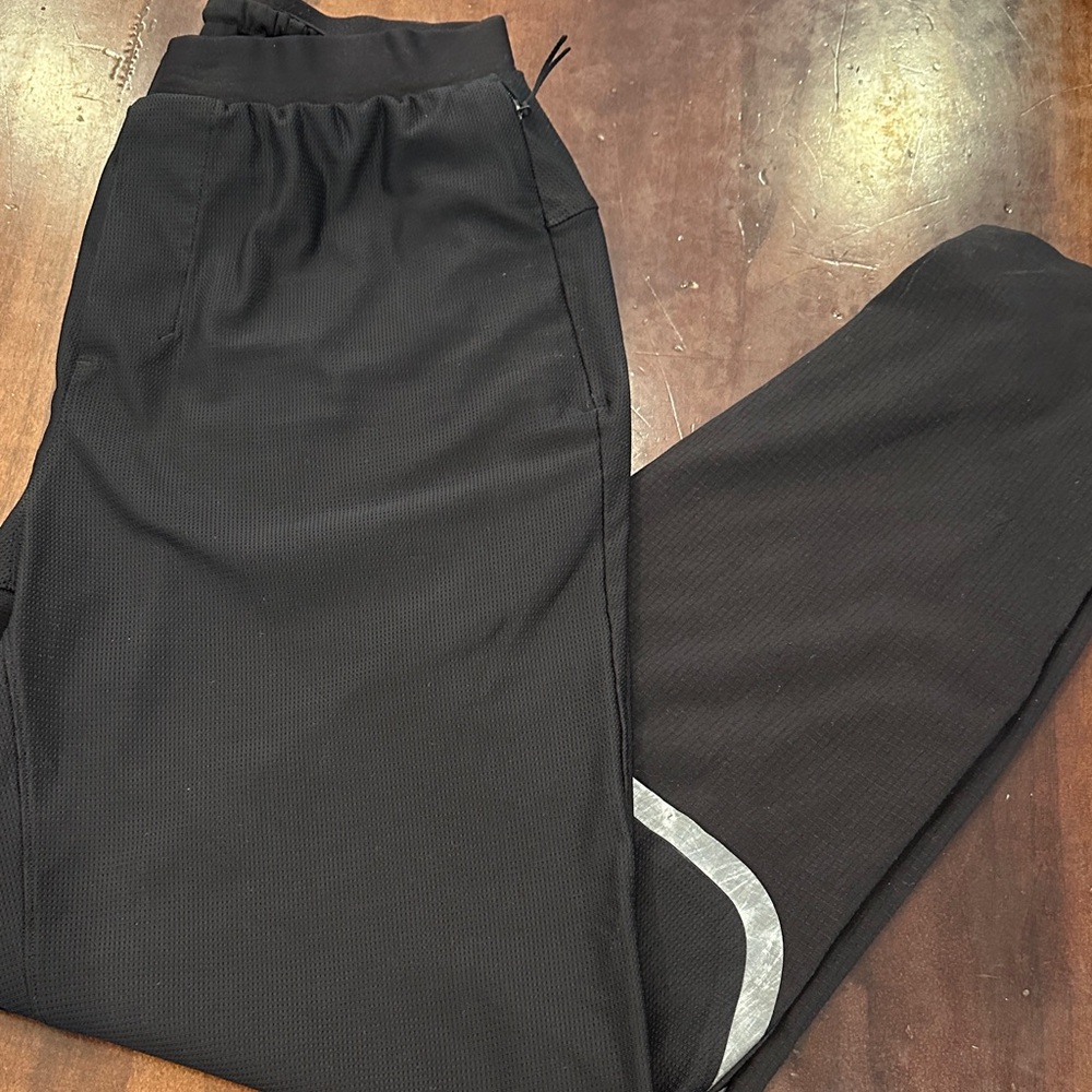Lululemon Black Joggers Men’s small